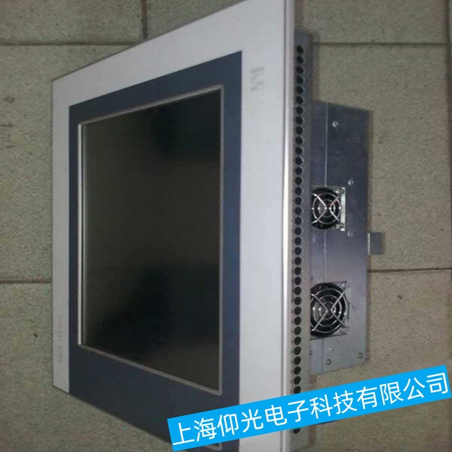 ��ͨؐ���R���ؙC5PC720�_�C��Ļ�������ϾS��Ʒ�|(zh��)���C